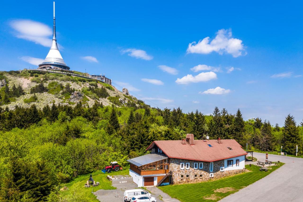 Horska Chata Jestedka Svetla pod Jestedem Exterior photo