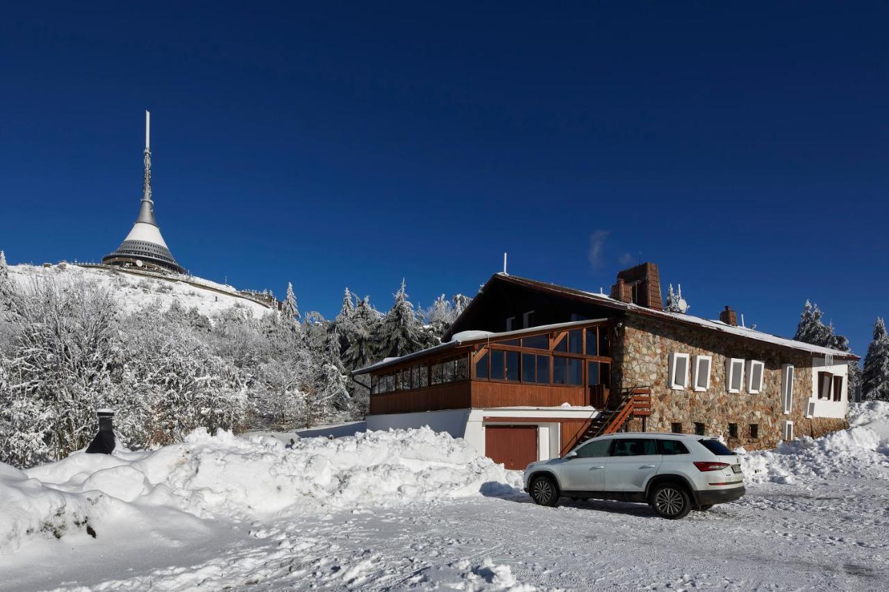 Horska Chata Jestedka Svetla pod Jestedem Exterior photo